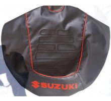 Чехол сиденья Suzuki LETS (кожвинил, кант, надпись SUZU...